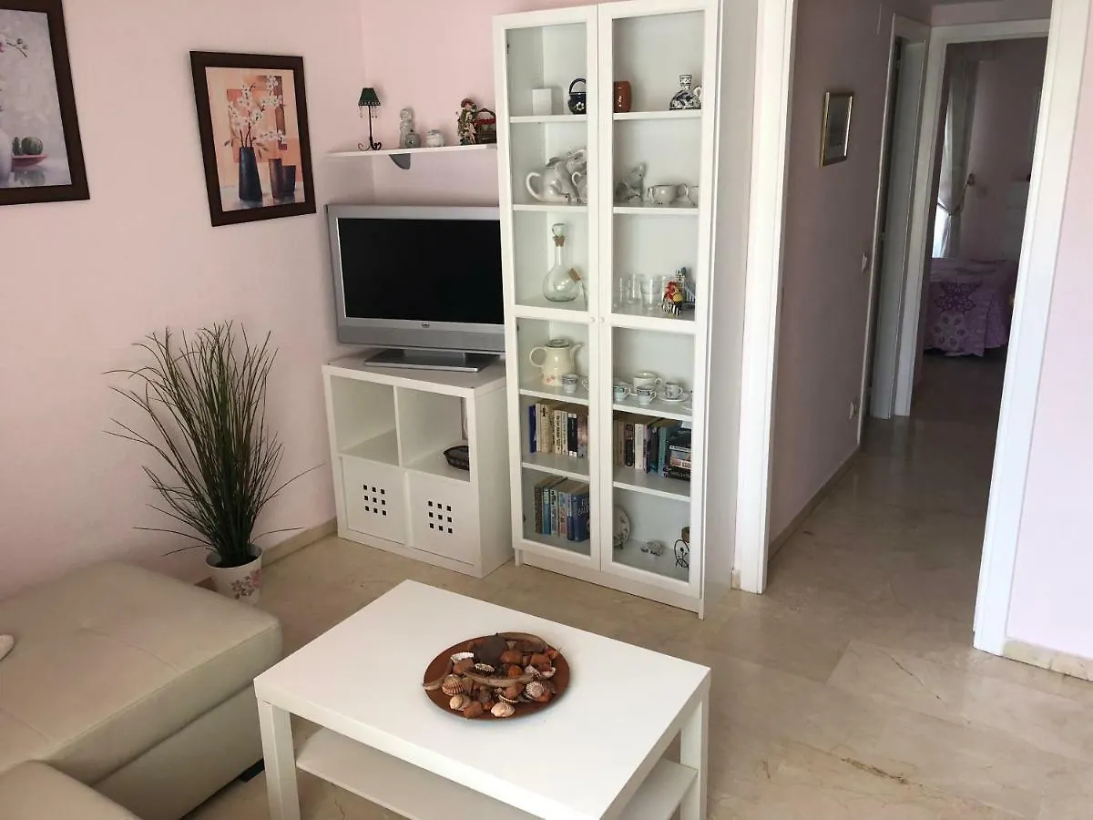 Apartamento Al Lado De La Playa فوينخيرولا 0*,  إسبانيا